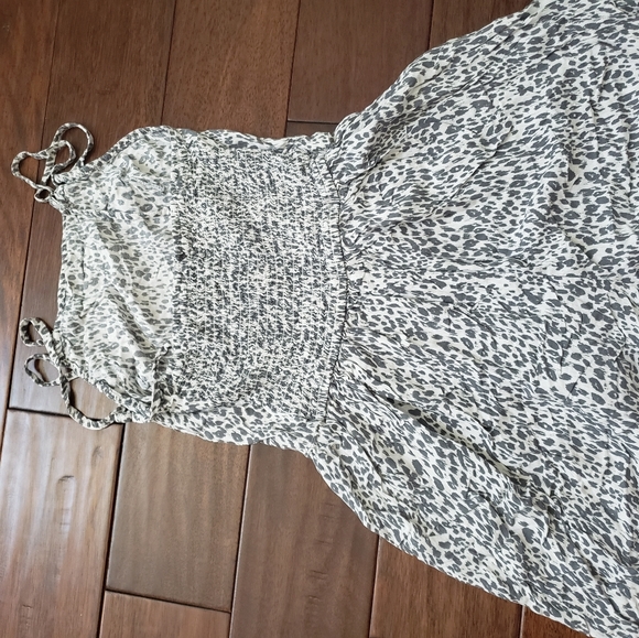 Hollister Spaghetti Strap Shorts Romper - Picture 3 of 3